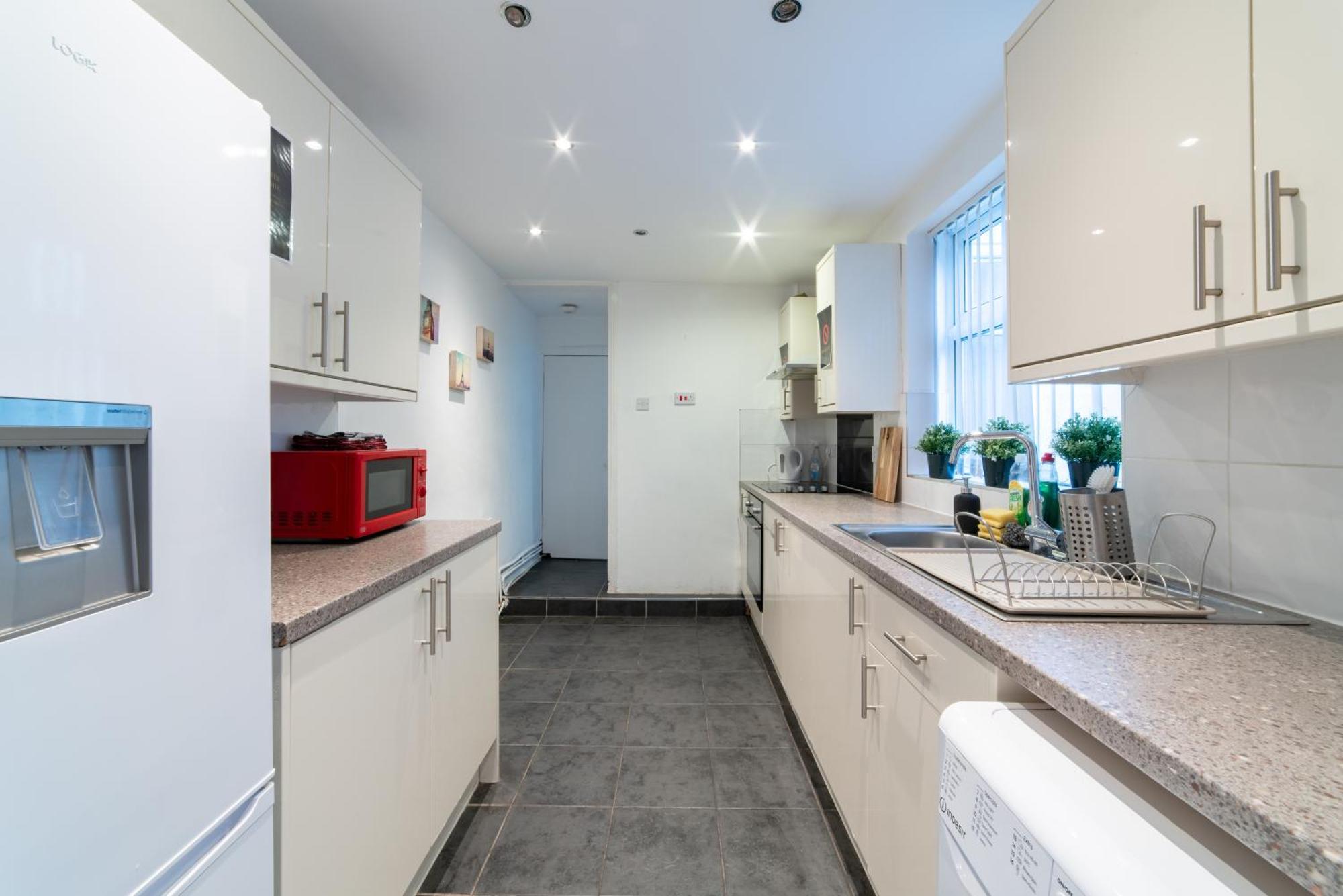 Cozy Rooms In Shared Accommodation Near Anfield Stadium With Parking And Wifi ليفربول المظهر الخارجي الصورة