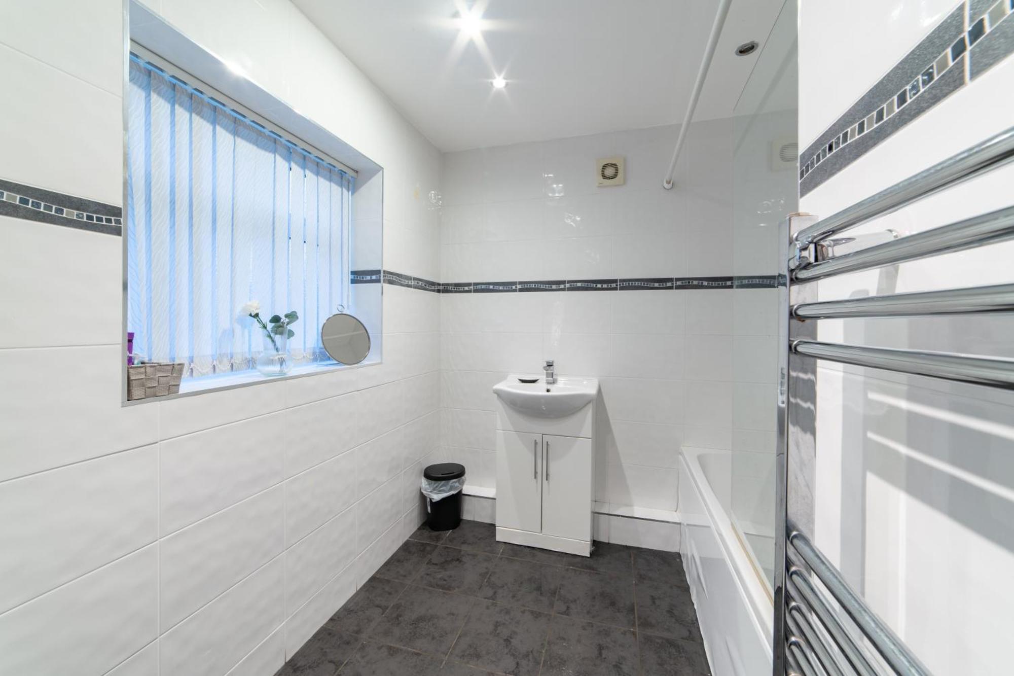 Cozy Rooms In Shared Accommodation Near Anfield Stadium With Parking And Wifi ليفربول المظهر الخارجي الصورة