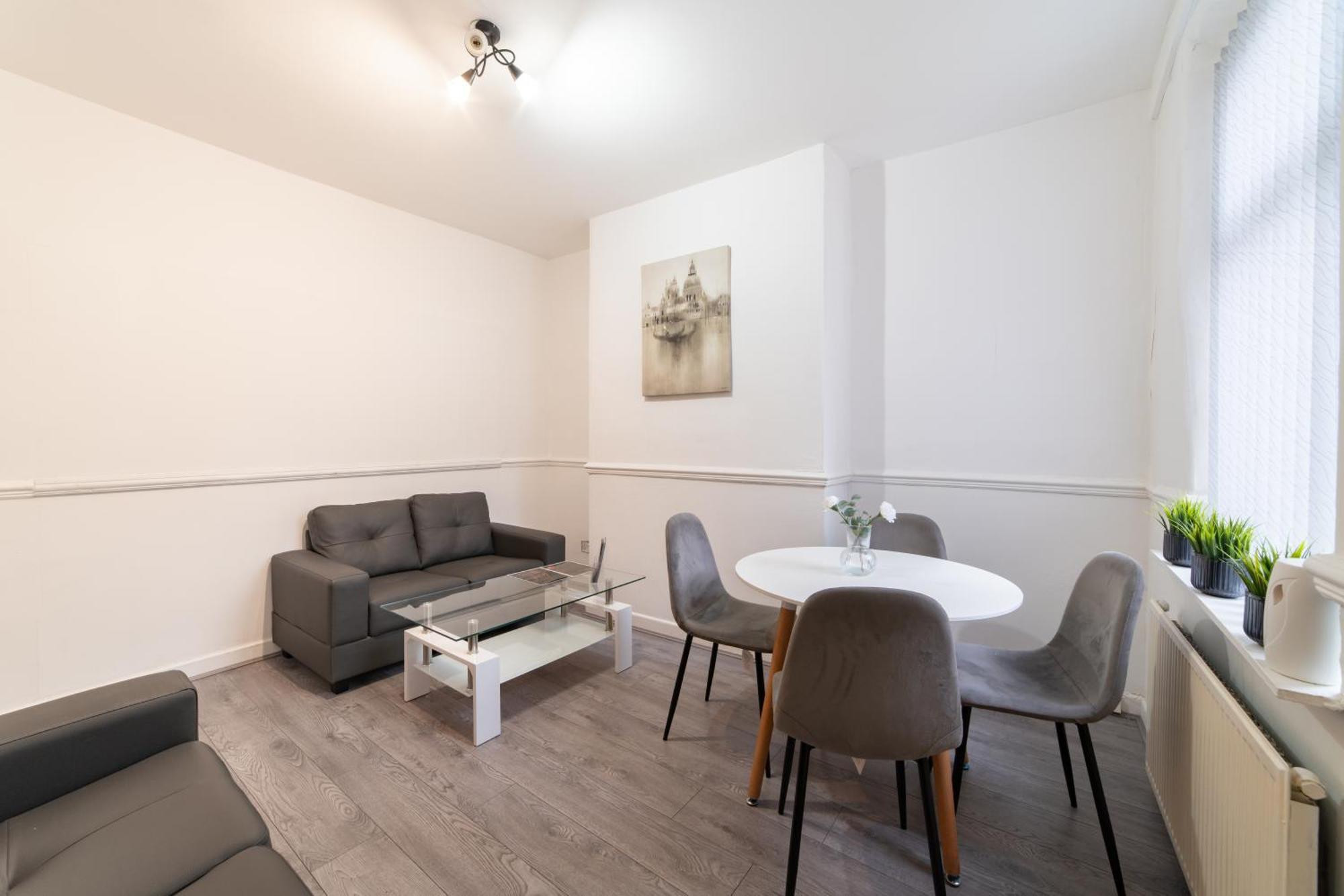 Cozy Rooms In Shared Accommodation Near Anfield Stadium With Parking And Wifi ليفربول المظهر الخارجي الصورة