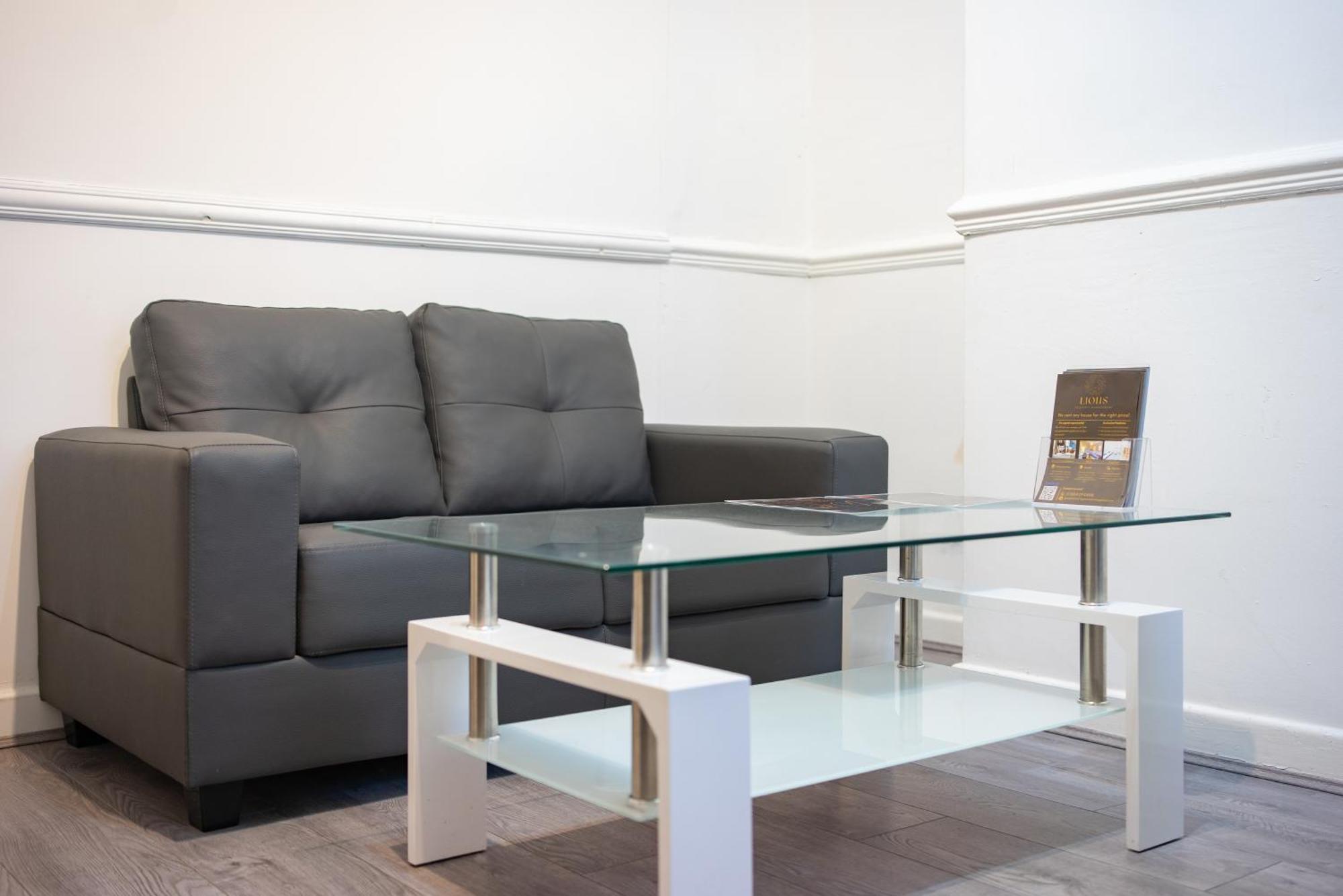 Cozy Rooms In Shared Accommodation Near Anfield Stadium With Parking And Wifi ليفربول المظهر الخارجي الصورة