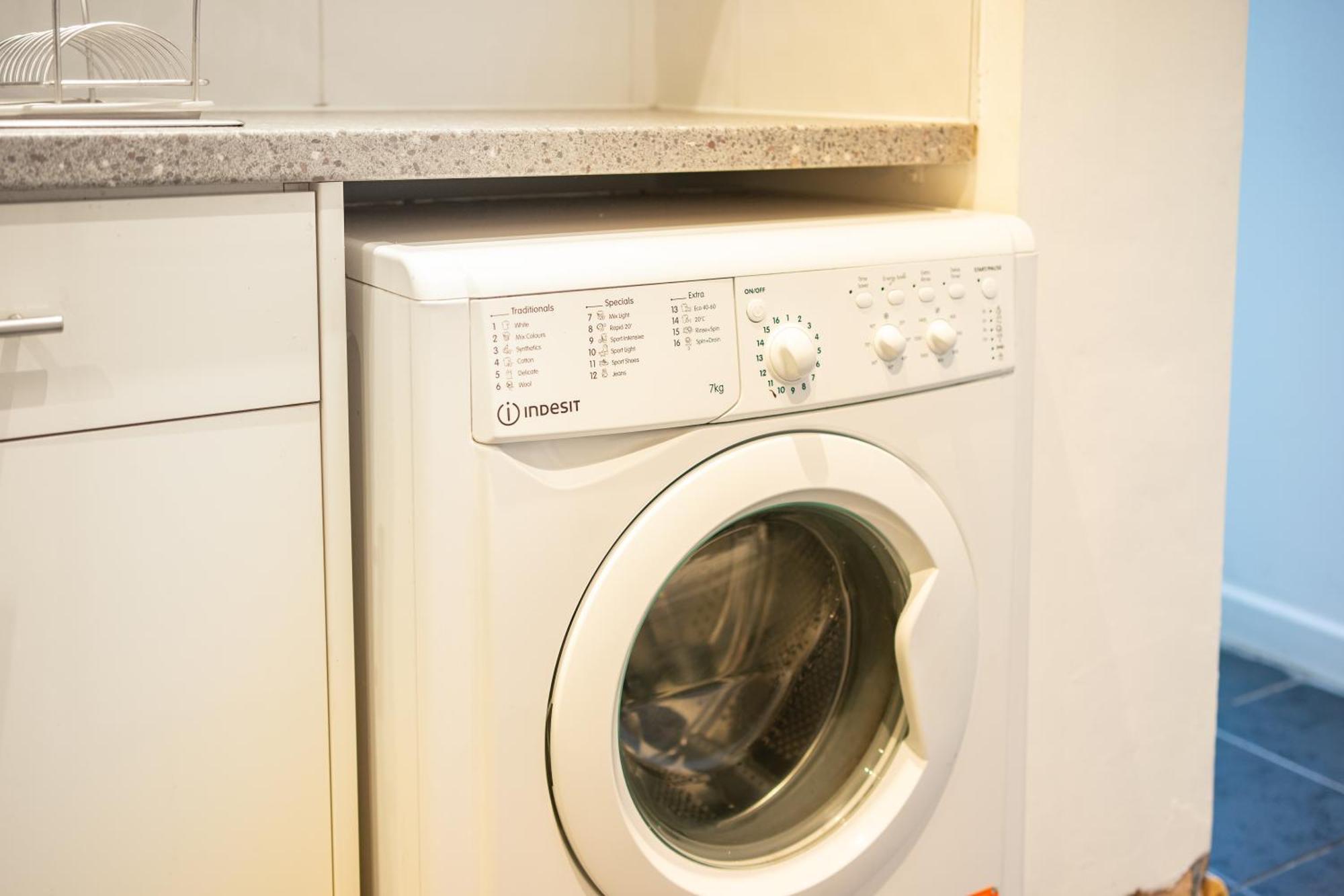 Cozy Rooms In Shared Accommodation Near Anfield Stadium With Parking And Wifi ليفربول المظهر الخارجي الصورة