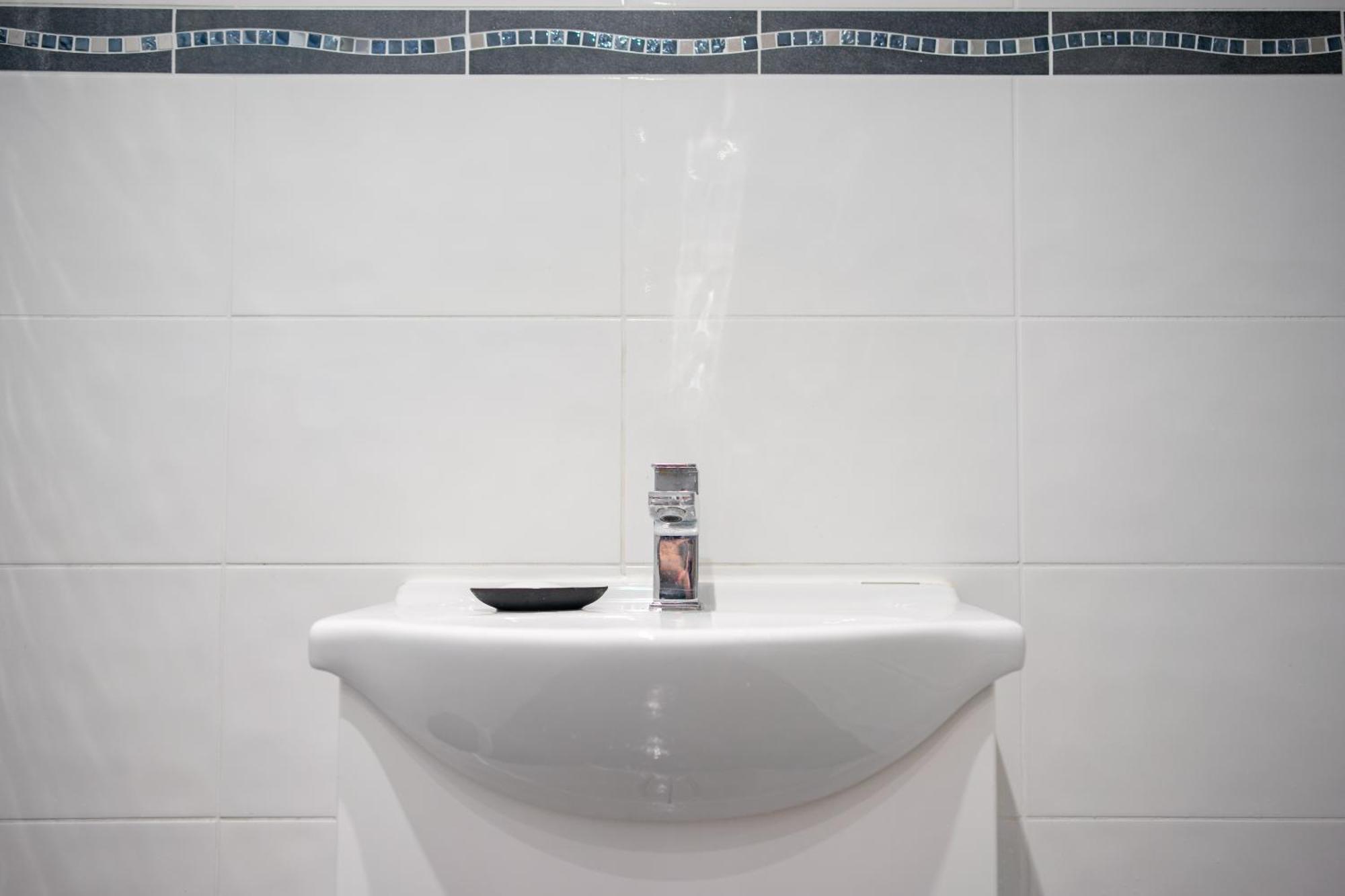 Cozy Rooms In Shared Accommodation Near Anfield Stadium With Parking And Wifi ليفربول المظهر الخارجي الصورة